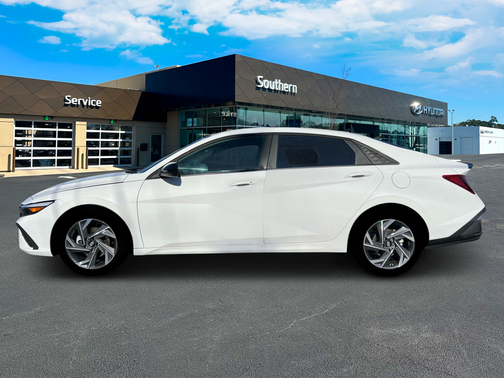 2025 Hyundai ELANTRA Sport