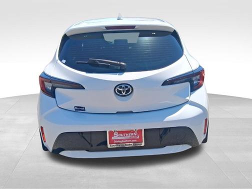 Ice 2023 Toyota Corolla SE