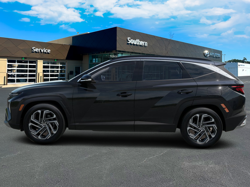 Phantom Black 2026 Hyundai TUCSON SEL Plus
