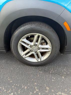 Teal Isle 2023 Hyundai KONA SE