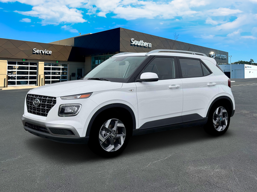 Lunar White 2026 Hyundai VENUE SEL