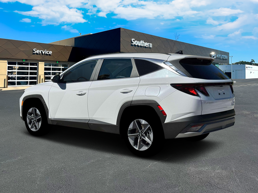 Creamy White Pearl 2026 Hyundai TUCSON Hybrid SEL