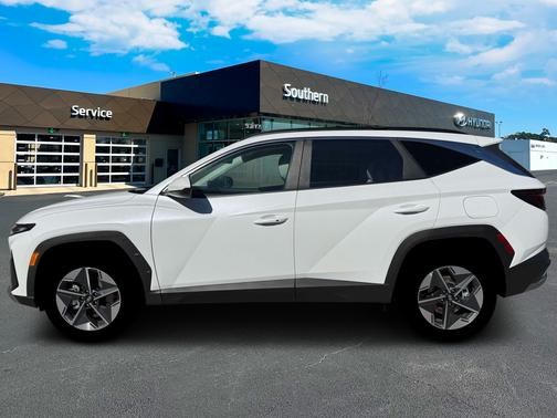 Creamy White Pearl 2026 Hyundai TUCSON Hybrid SEL