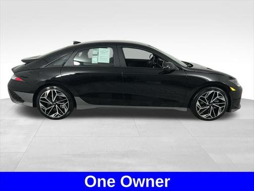 2024 Hyundai IONIQ 6 SEL