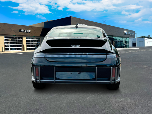 2024 Hyundai IONIQ 6 SE