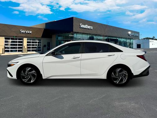 2025 Hyundai ELANTRA Sport