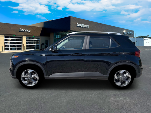 Onyx Black 2026 Hyundai VENUE SEL