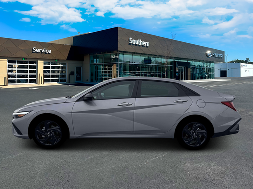 Fluid Metal 2026 Hyundai ELANTRA Sport