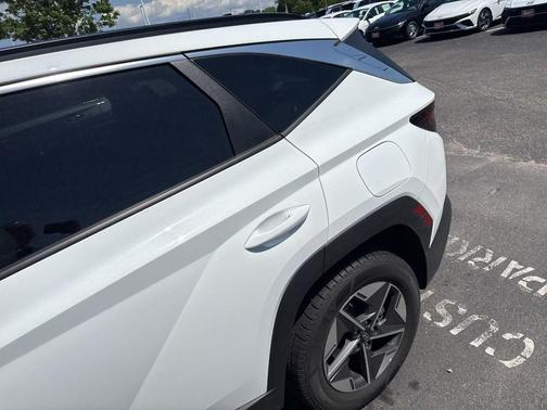 Serenity White Pearl 2025 Hyundai TUCSON SEL