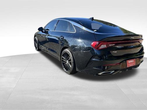 Ebony Black 2021 Kia K5 GT-Line