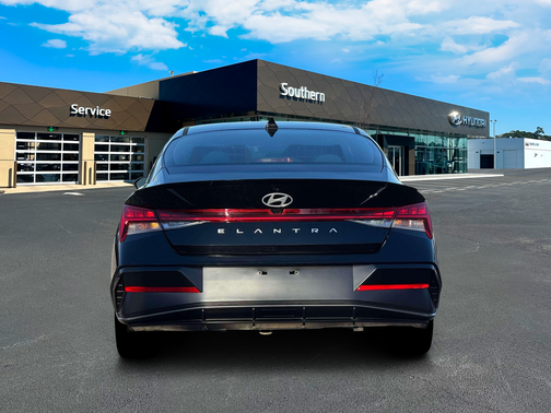 Abyss Black 2026 Hyundai ELANTRA Sport