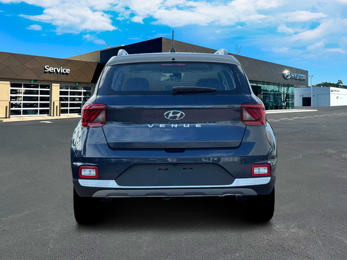 2026 Hyundai VENUE SEL w/Two-Tone Roof