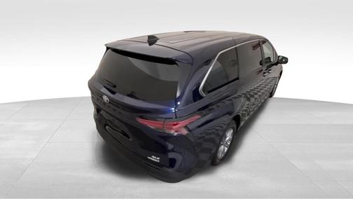2021 Toyota Sienna XLE 7 Passenger