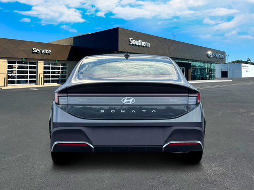 2026 Hyundai SONATA SE