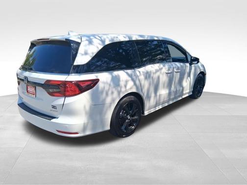 Platinum White Pearl 2023 Honda Odyssey Sport