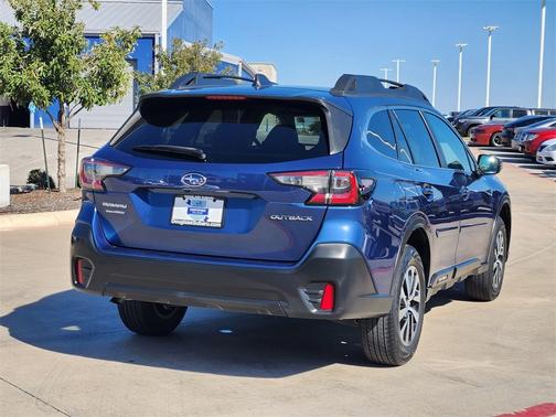 2022 Subaru Outback Premium