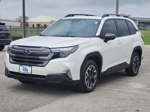 2025 Subaru Forester Premium