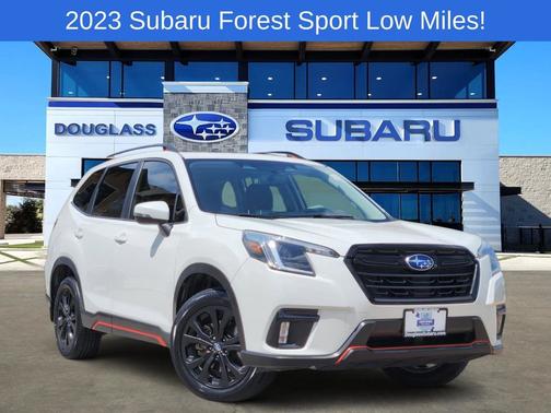 Crystal White Pearl 2023 Subaru Forester Sport
