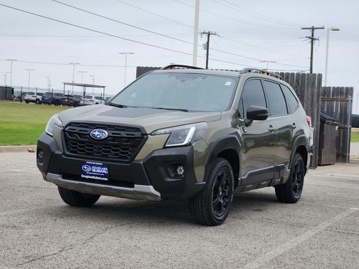 Autumn Green Metallic 2022 Subaru Forester Wilderness