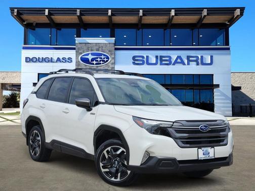 Crystal White Pearl 2025 Subaru Forester Hybrid Premium