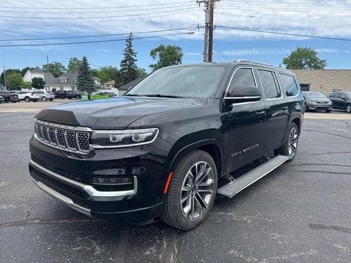 2023 Jeep Grand Wagoneer L Series III
