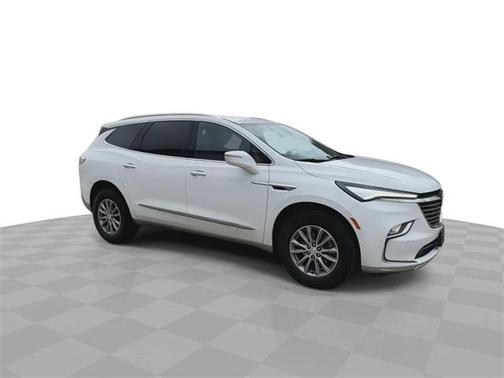 2022 Buick Enclave Essence