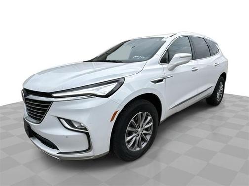 2022 Buick Enclave Essence