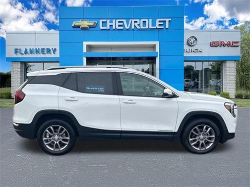 2024 GMC Terrain SLT