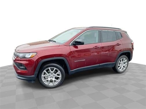 2022 Jeep Compass Latitude Lux