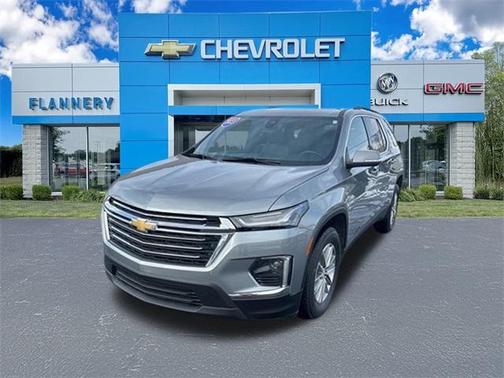 2023 Chevrolet Traverse LT Leather