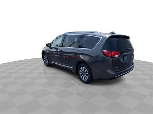 2020 Chrysler Pacifica Touring-L Plus