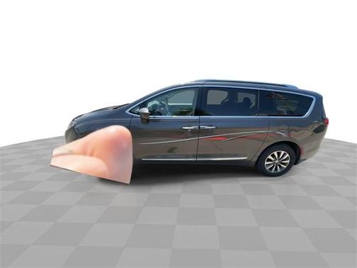 2020 Chrysler Pacifica Touring-L Plus