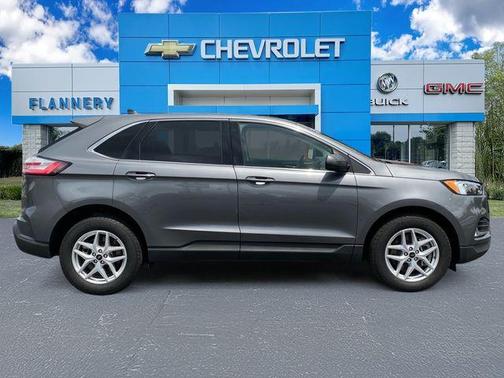 Carbonized Gray Metallic 2024 Ford Edge SEL
