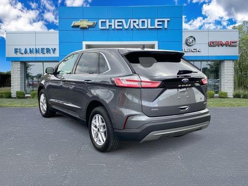 Carbonized Gray Metallic 2024 Ford Edge SEL