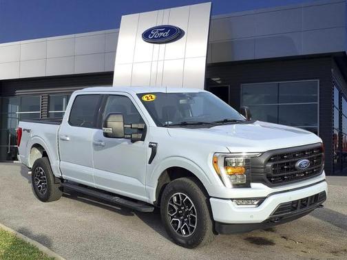 SPACE WHITE METALLIC 2022 Ford F-150 XLT