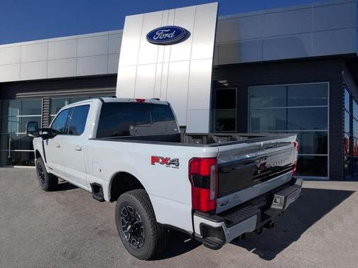 2026 Ford F-250 Platinum