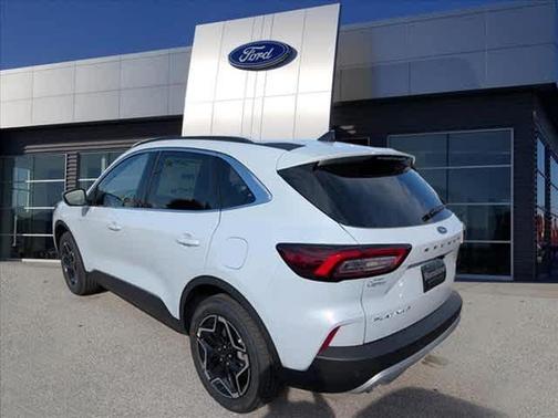 2026 Ford Escape Platinum