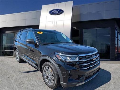 2025 Ford Explorer Active