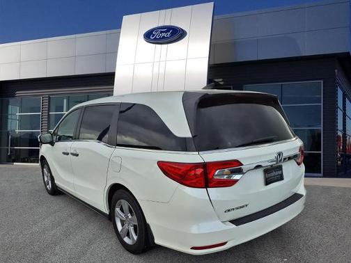 White 2019 Honda Odyssey EX-L