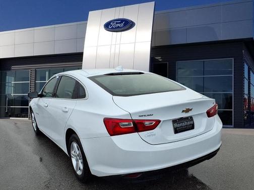 Summit White 2023 Chevrolet Malibu LT W/1LT