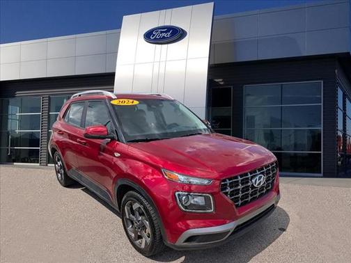 2024 Hyundai VENUE SEL