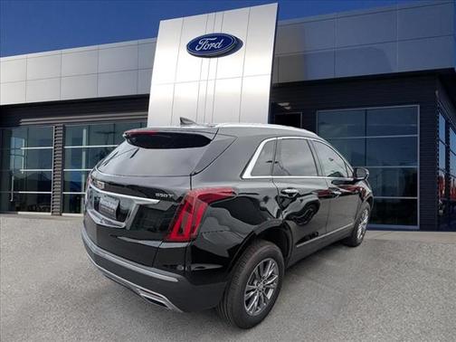 2021 Cadillac XT5 Premium Luxury