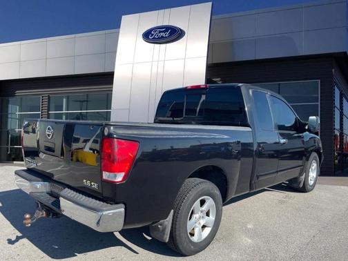 2004 Nissan Titan King Cab