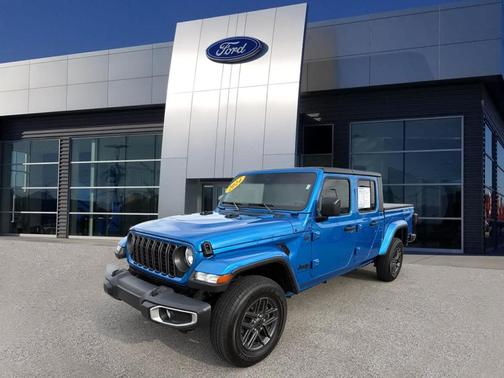 2024 Jeep Gladiator Sport