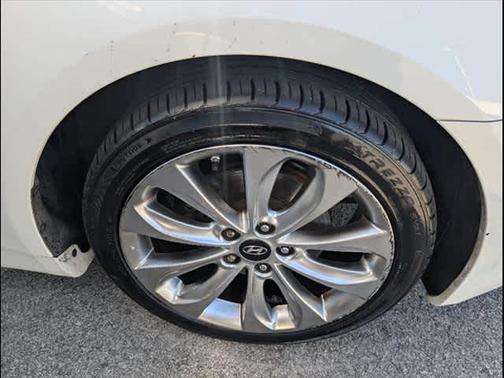 2013 Hyundai SONATA SE