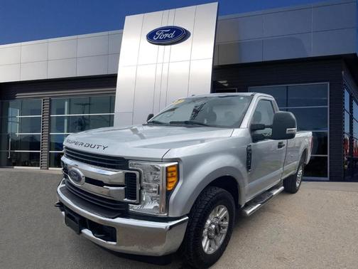 INGOT SILVER METALLIC 2017 Ford F-250 XLT