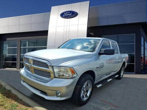 2015 RAM 1500 Tradesman/Express