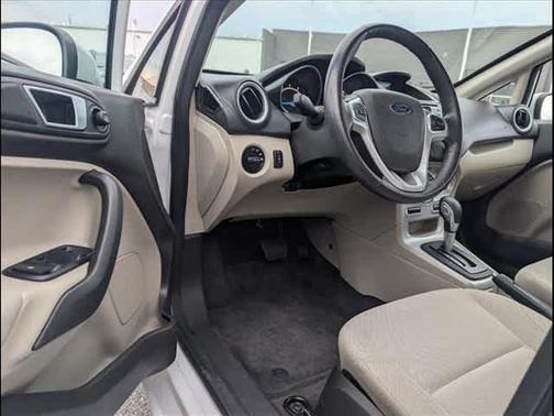 2015 Ford Fiesta SE