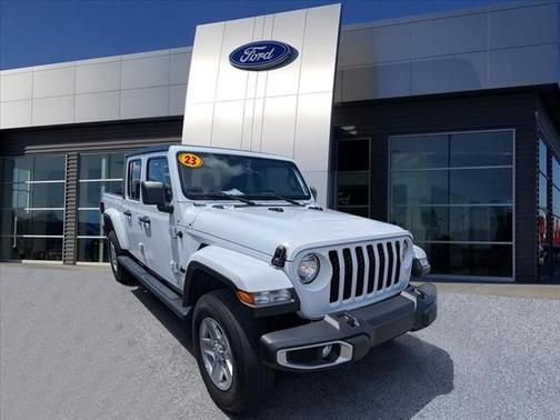 2023 Jeep Gladiator SPORT