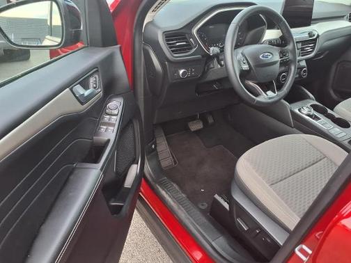 RAPID RED MET TINTED CC 2021 Ford Escape SE